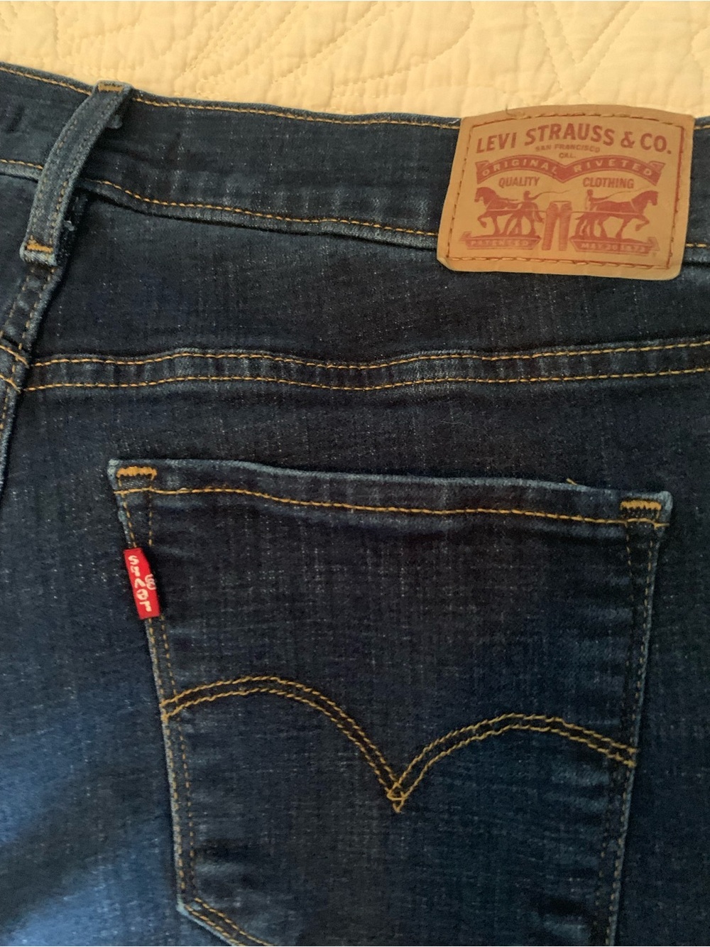 Levi's 311 Shaping Skinny Jeans - Picture 3 of 8